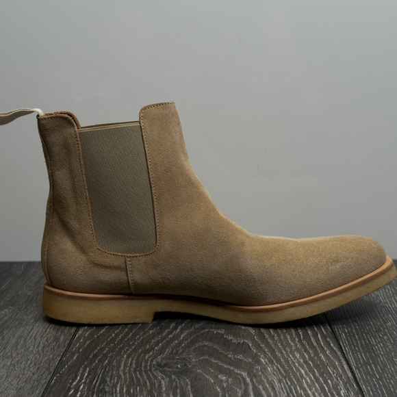 Common Projects - Suede Chelsea Boot in Tan Size 39 - Picture 4 of 8